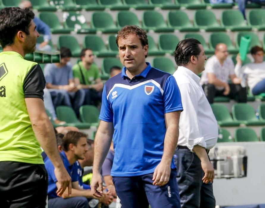 El Elche se queda sin fútbol y cae ante un Numancia muy superior