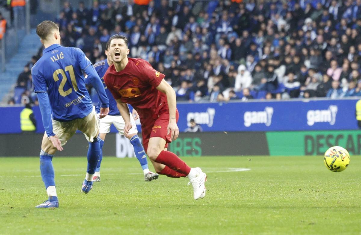 EN IMÁGENES: Así ha sido el duelo entre el Real Oviedo y el Valencia en el Tartiere