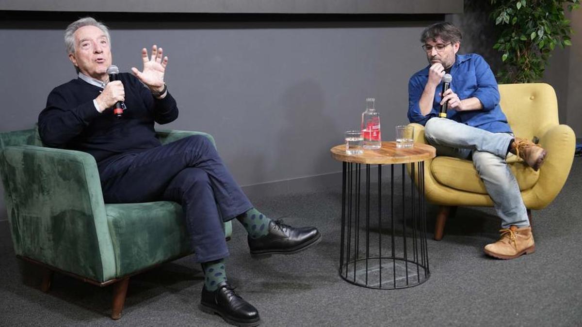 Encuentro entre Jordi Évole y Iñaki Gabilondo.