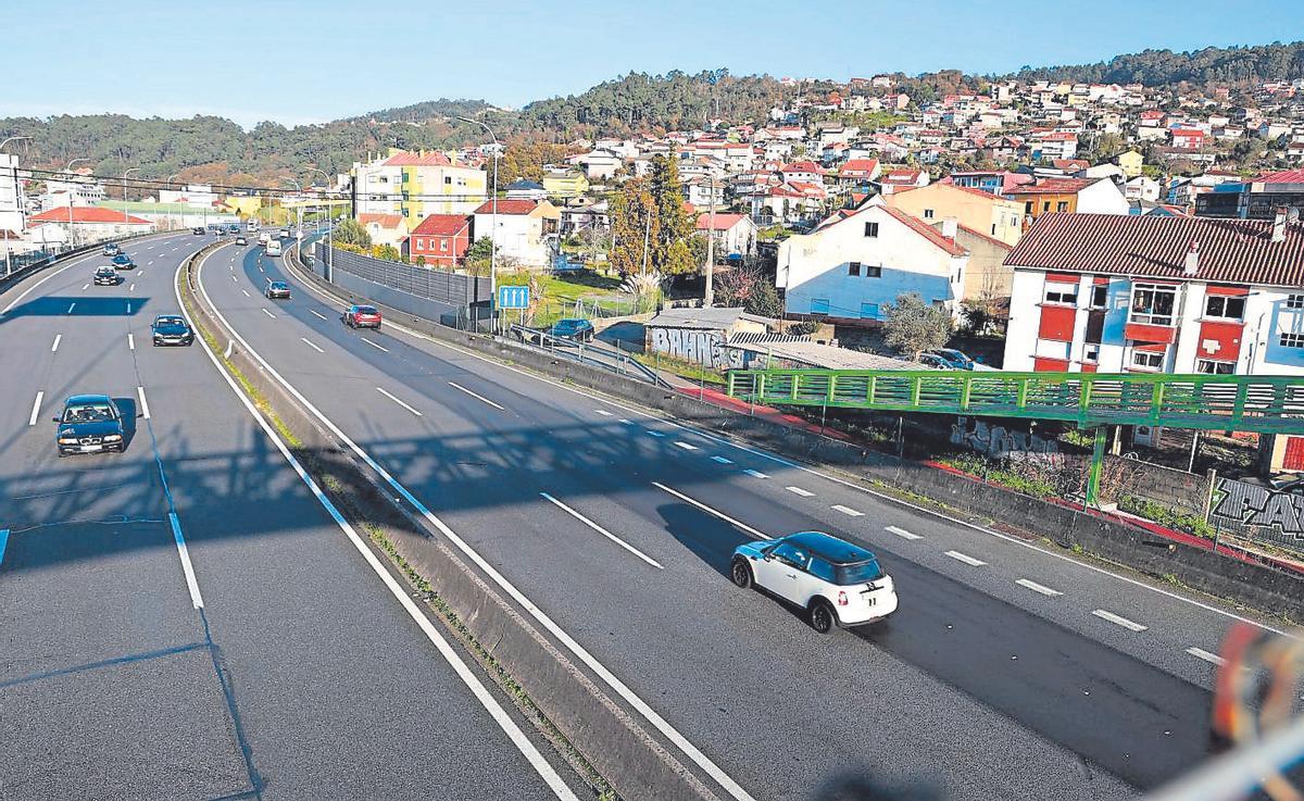 Autopista AP-9 a su paso por Chapela