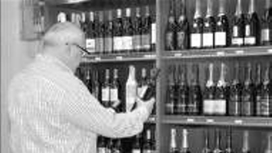 Coag pide a los partidos que regulen la publicidad del vino