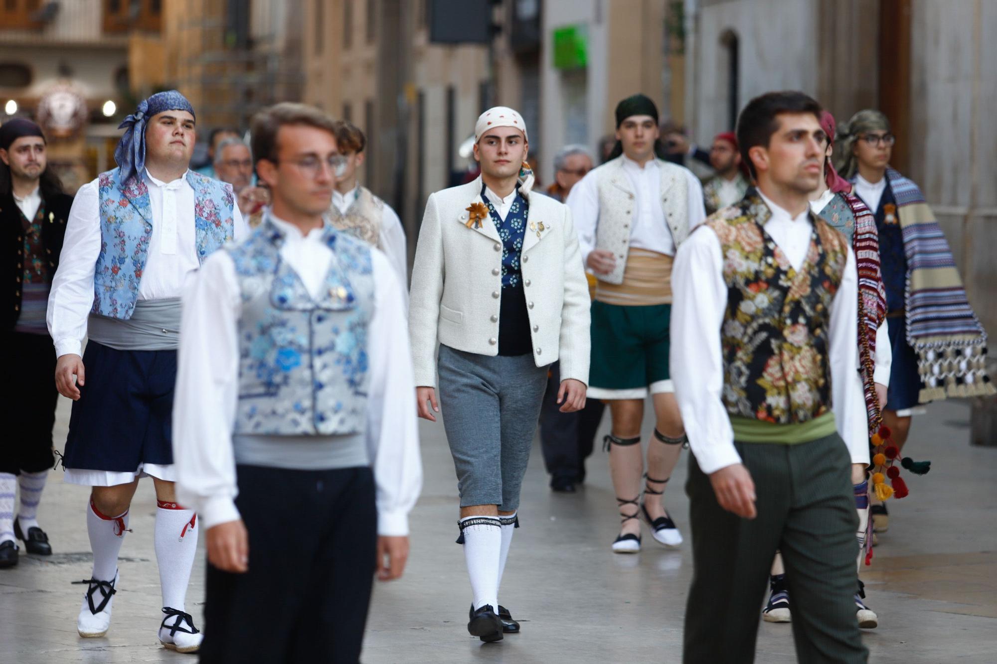 Búscate en el primer día de la Ofrenda en la calle San Vicente entre las 17:00 y las 18:00