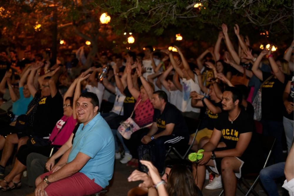 Los aficionados del UCAM lo celebran desde la universidad