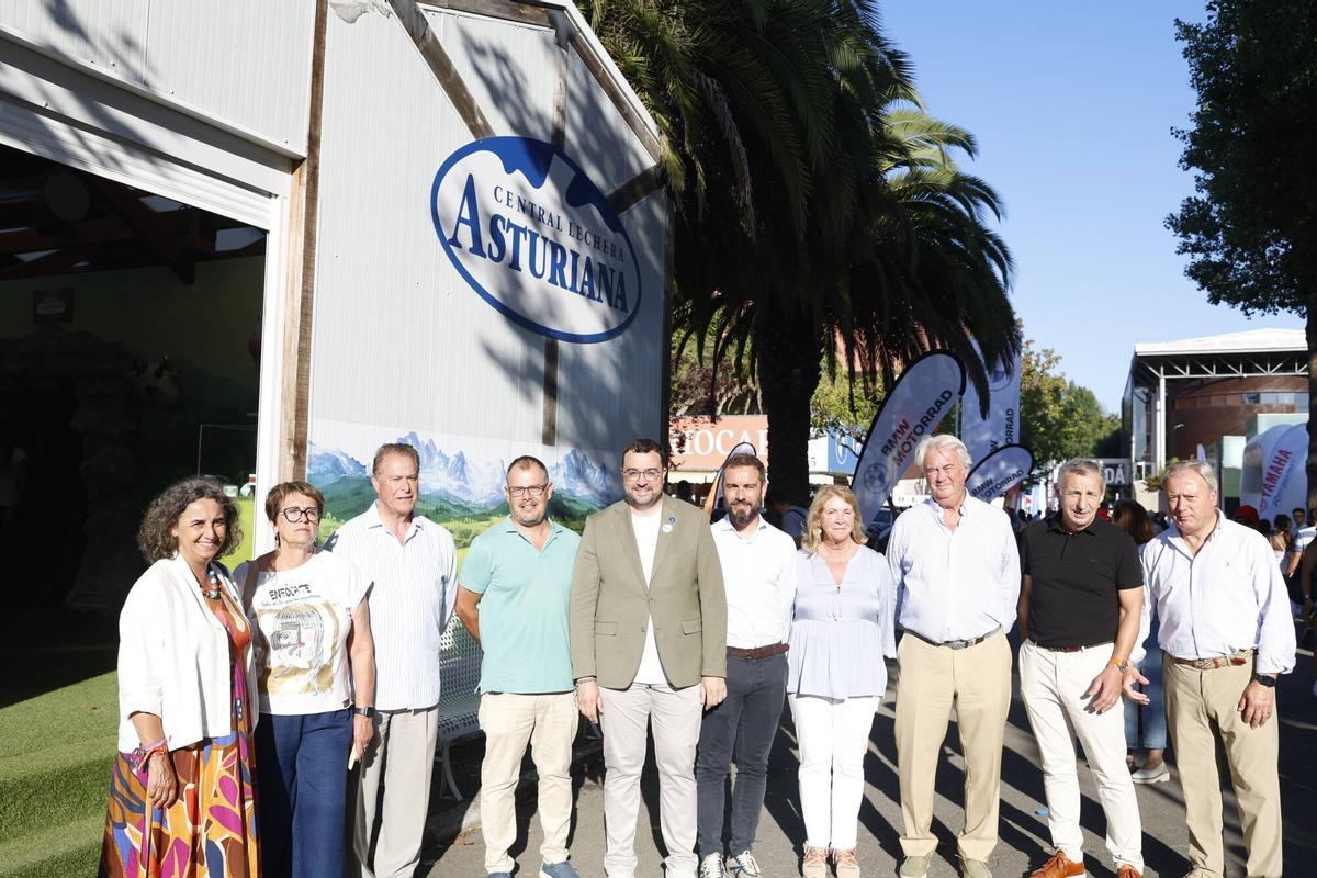 La visita de Adrián Barbón a la Feria de Muestras, en imágenes La visita de Adrián Barbón a la Feria de Muestras, en imágenes