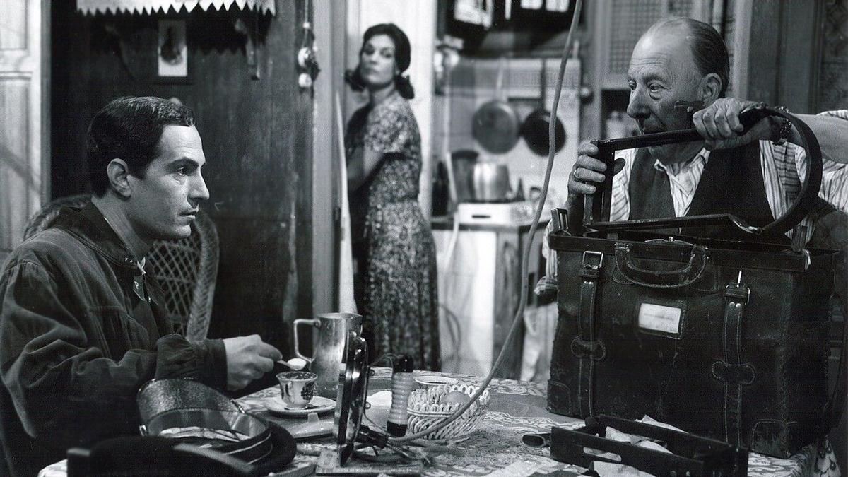 Fotograma de 'El verdugo' de Berlanga, una de las mejores películas españolas de la historia del cine.