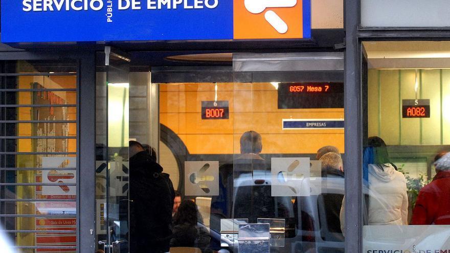 El mercado laboral en las Cuencas: El paro bajó en 2.400 personas el pasado año, hasta un nivel no visto desde 2008