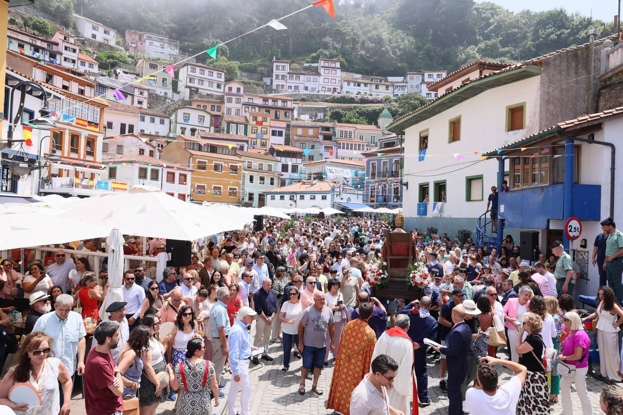 EN IMÁGENES: así fue el día de L'Amuravela en Cudillero