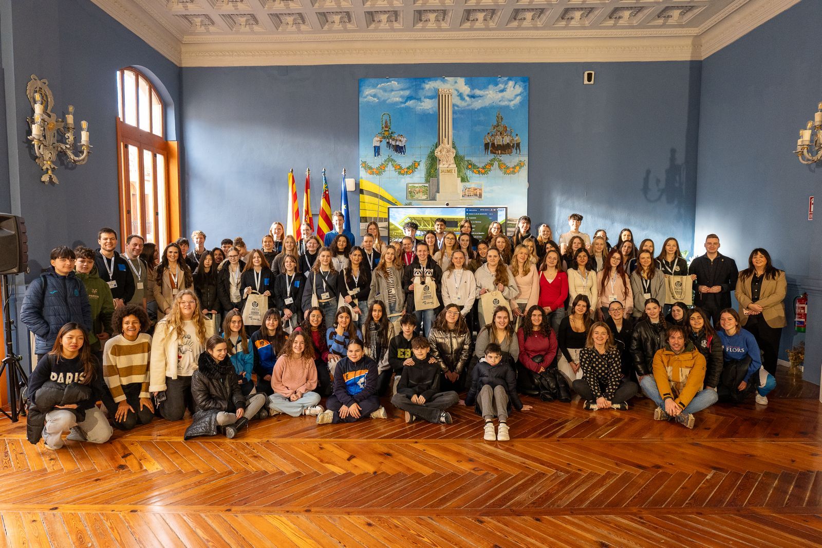 Fotogaleria I L'Ajuntament de Vila-real rep ala participants al concert internacional de corals