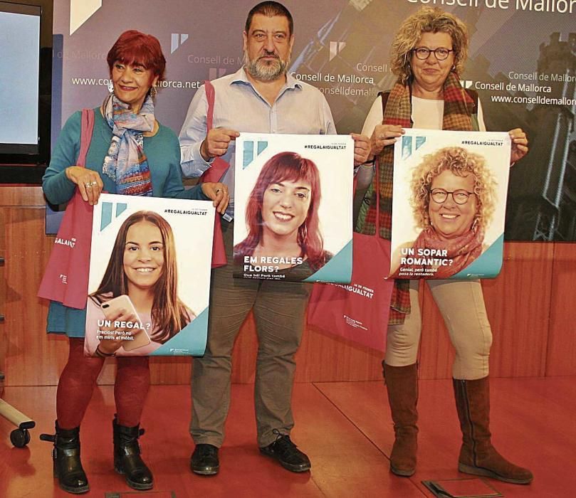 El Consell de Mallorca regala feminismo por San Valentín