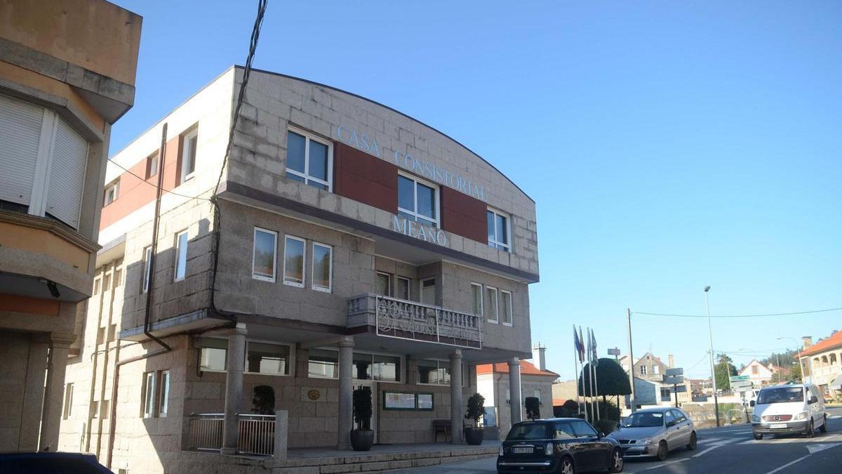 Fachada de la Casa Consistorial de Meaño.