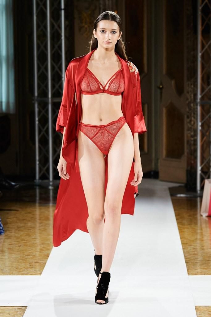 Nera Lingerie