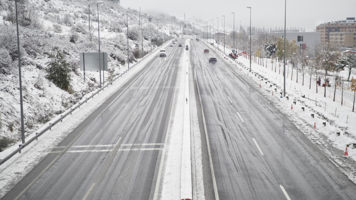 CARRETERAS CORTADAS: carreteras afectadas por la nieve | Tráfico