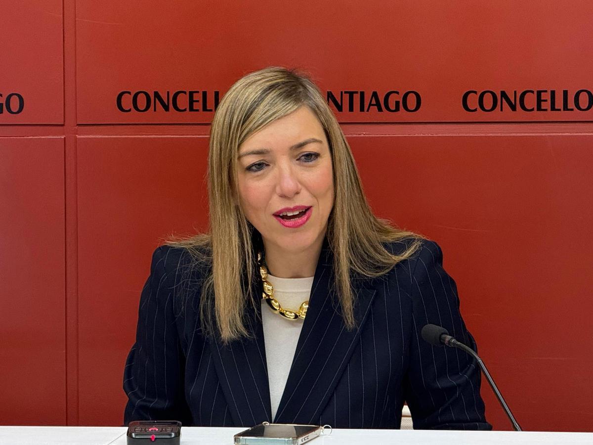 A concelleira do PP María Baleato en rolda de prensa