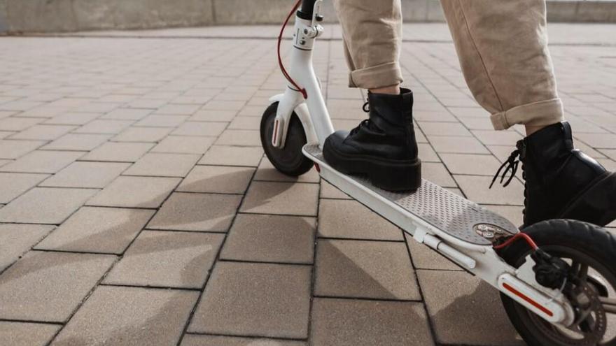 Detenido en Córdoba un ladrón de patinetes que quedaba con sus víctimas por internet