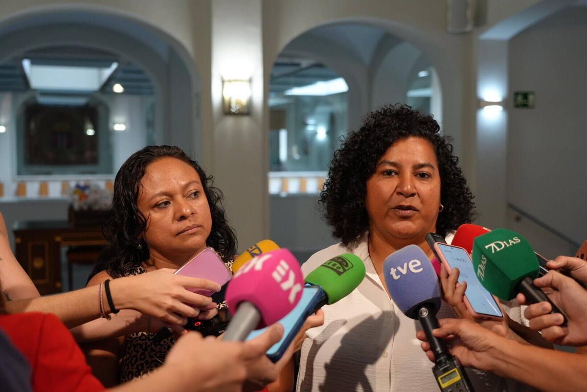 Tania Irías, durante sus declaraciones a los medios de Badajoz.