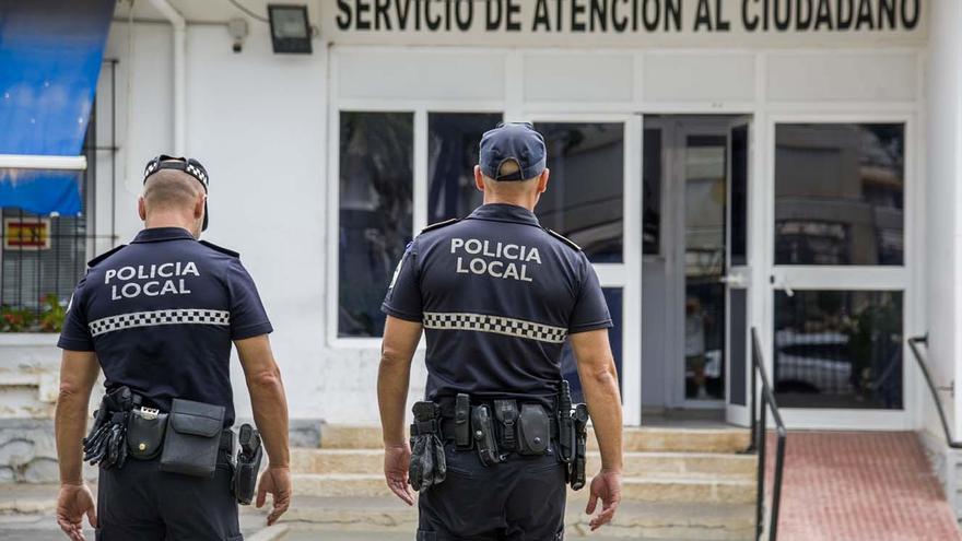 Agentes de la Policía Local de Torremolinos