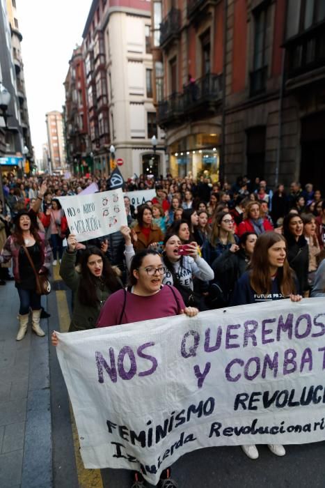 Manifestación por la condena a los integrantes de "La Manada" en Gijón.