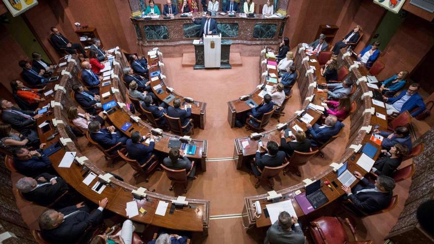 Los diputados murcianos destinan parte de su salario a la crisis sanitaria