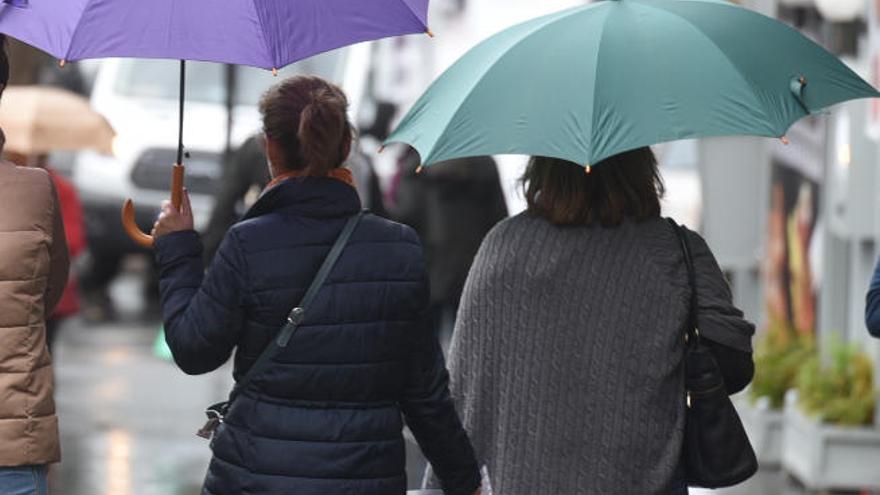 Posibilidad de lluvias débiles en Canarias este martes