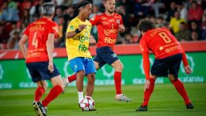 Ronaldinho, jugando en Son Moix