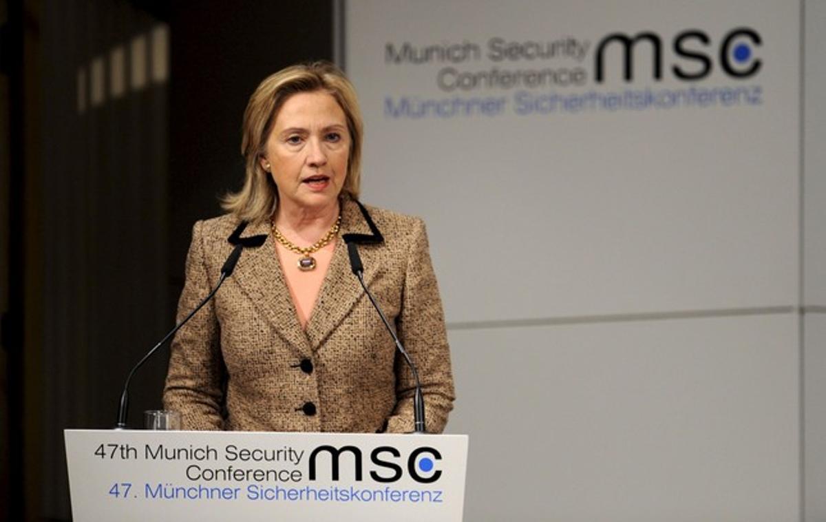 La secretària d’Estat nord-americana, Hillary Clinton, durant la 47a Conferència de Seguretat de Munic. La secretària d’Estat nord-americana, Hillary Clinton, durant la 47a Conferència de Seguretat de Munic.