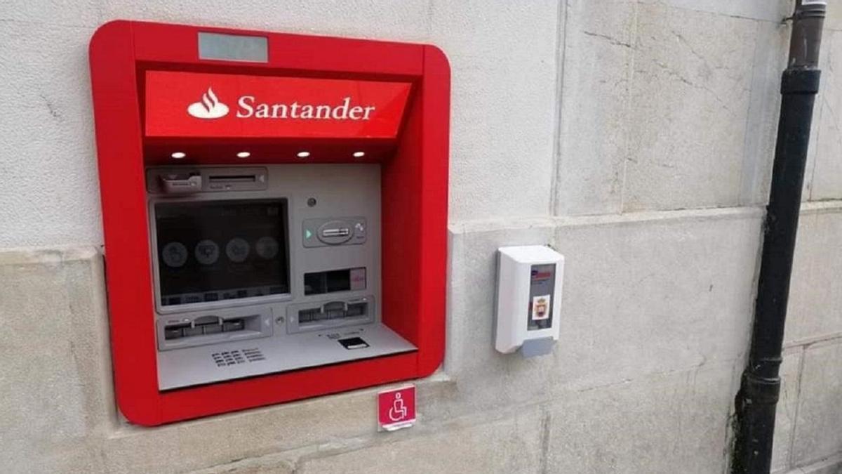 Novedades sobre el uso de los cajeros para los clientes de Santander