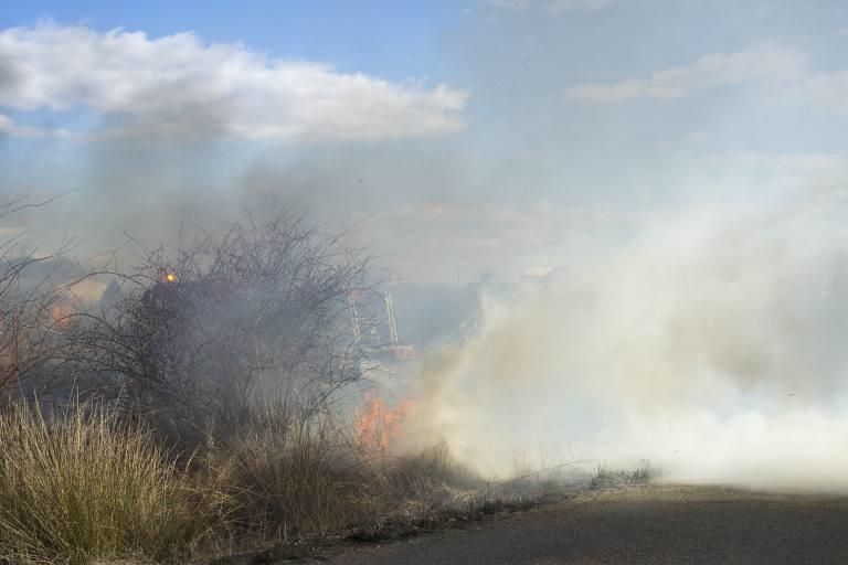 Incendio en los aledaños de El Ermitaño