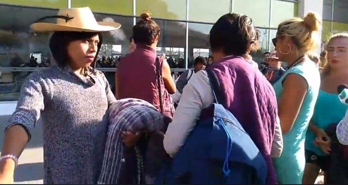 Primera caravana de migrantes LGBT llega a Tijuana para pedir asilo