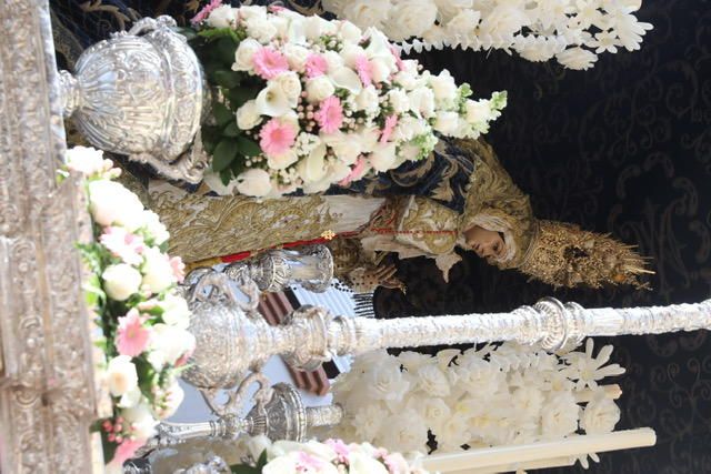 Las imágenes de la procesión de la Sagrada Cena, en el Jueves Santo de la Semana Santa de Málaga