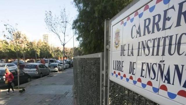 Las prisas del tripartito dejan errores en las nuevas placas
