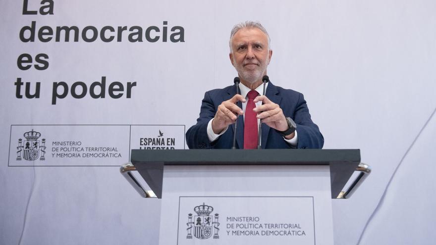 Influencers, videojuegos o festivales: el Gobierno lanza una campaña dirigida a los jóvenes para "defender la democracia"