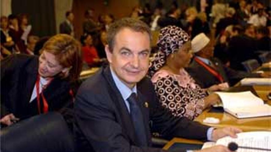 Zapatero aboga por una política energética común en la Unión Europea