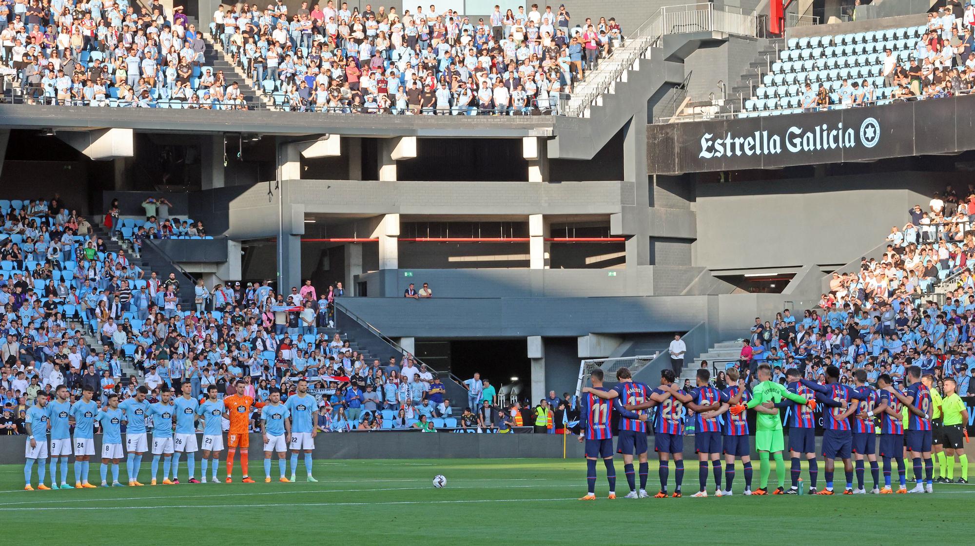 Lágrimas de felicidad en Balaídos: otro final de temporada agónico del Celta