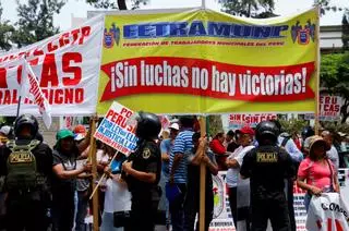 Perú rechaza un informe de la Comisión Interamericana de Derechos Humanos que acusa al Gobierno de perpetrar una "masacre"