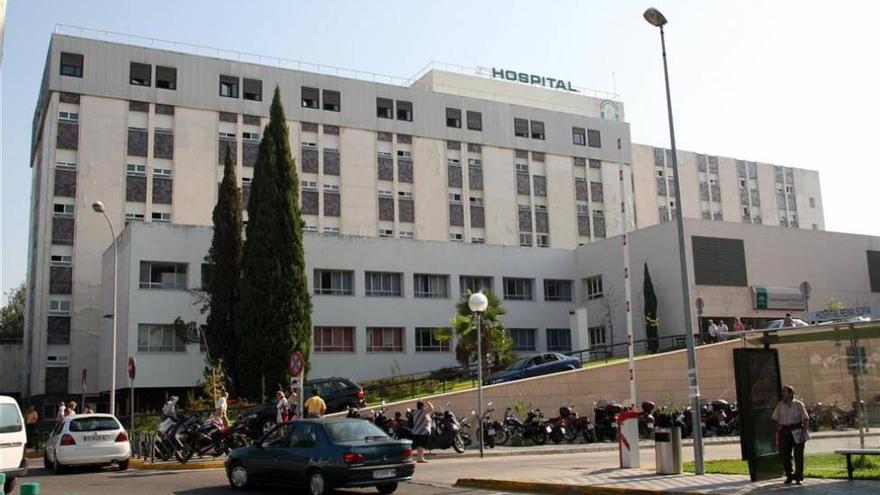 Los sindicatos y el Hospital Reina Sofía acuerdan activar la movilidad interna del personal