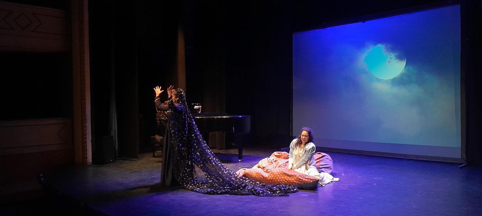 GALERÍA | Representación de "La flauta mágica", de Mozart, en el teatro Latorre de Toro