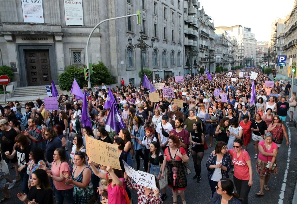 Vigo protesta contra la libertad de 'La Manada'