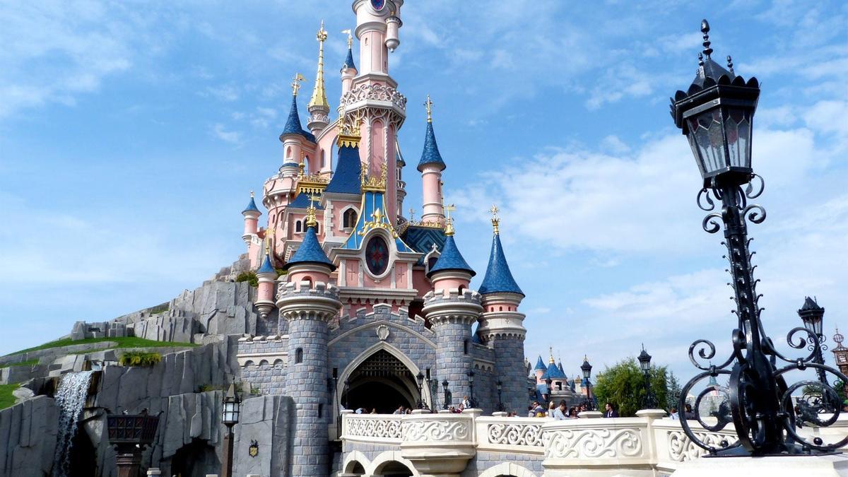 25 La magia de Disneyland Paris