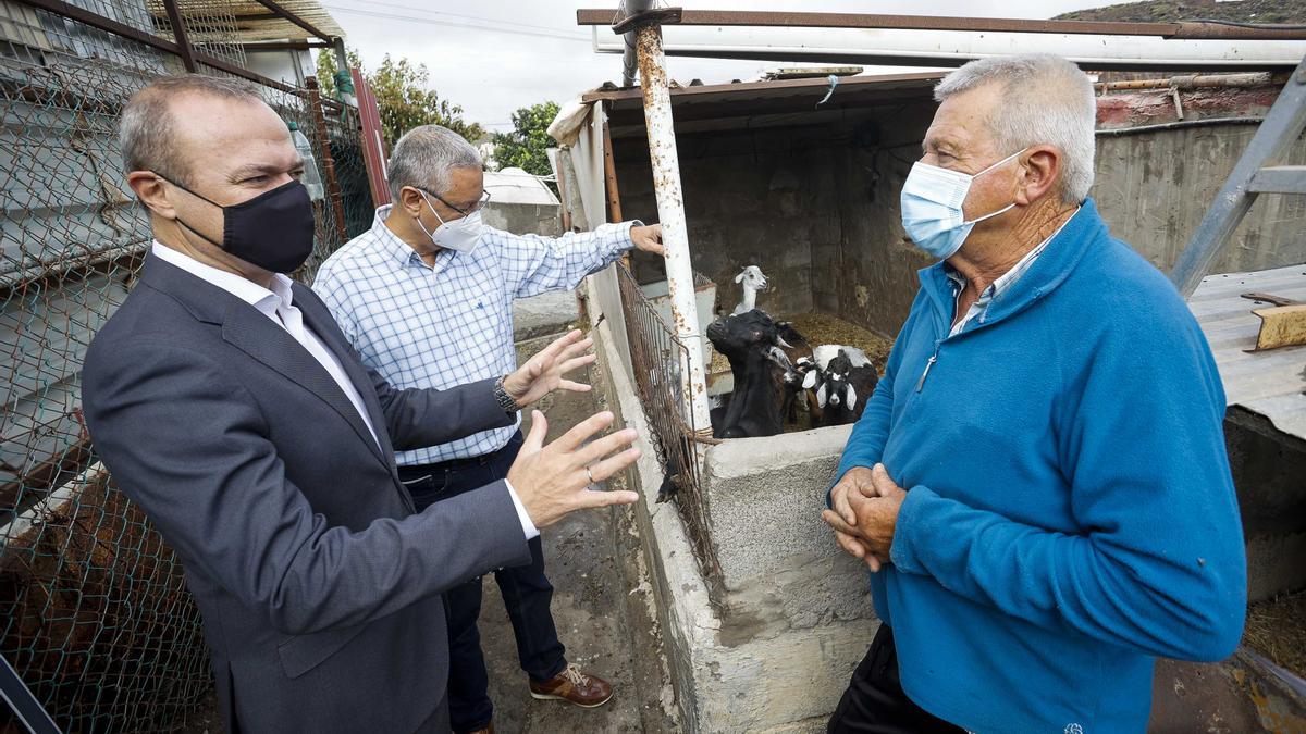 Los vecinos de  La Montañeta reclaman mejoras