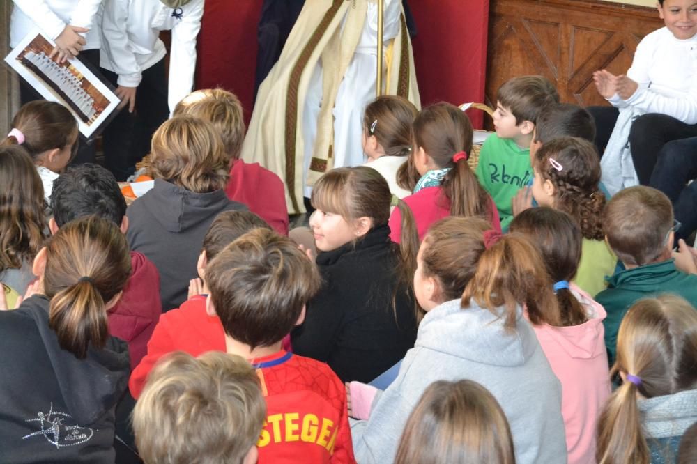 Sant Nicolau a l'escola Mowgli d'Igualada