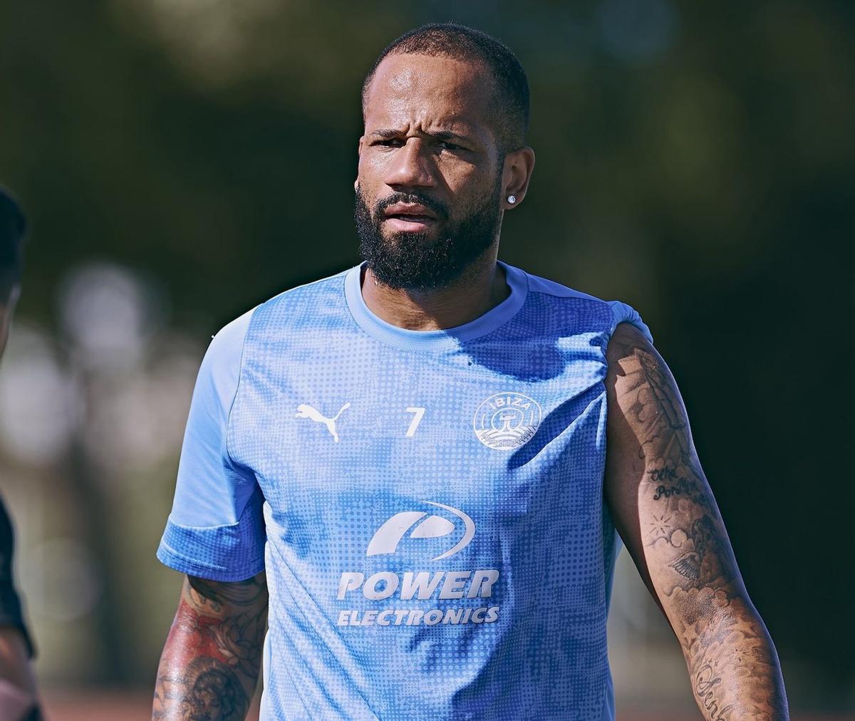 Imagen de Bebé durante un entrenamiento semanal. | UD IBIZA