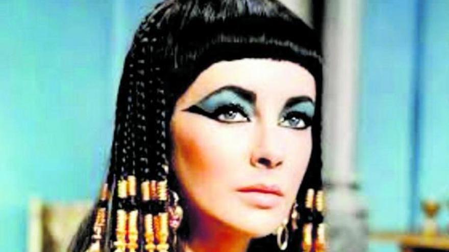 Liz Taylor en ‘Cleopatra’ (1963), deJoseph L. Mankiewicz