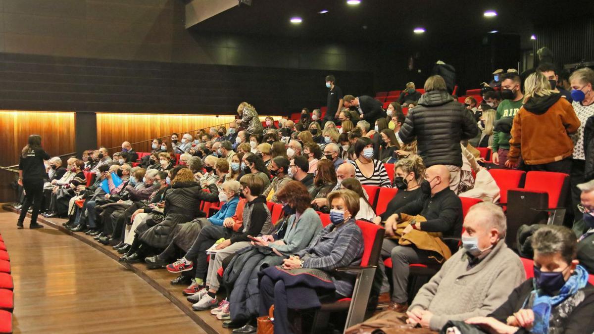 La platea del teatre Kursaal de Manresa | ARXIU/JORDI BIEL