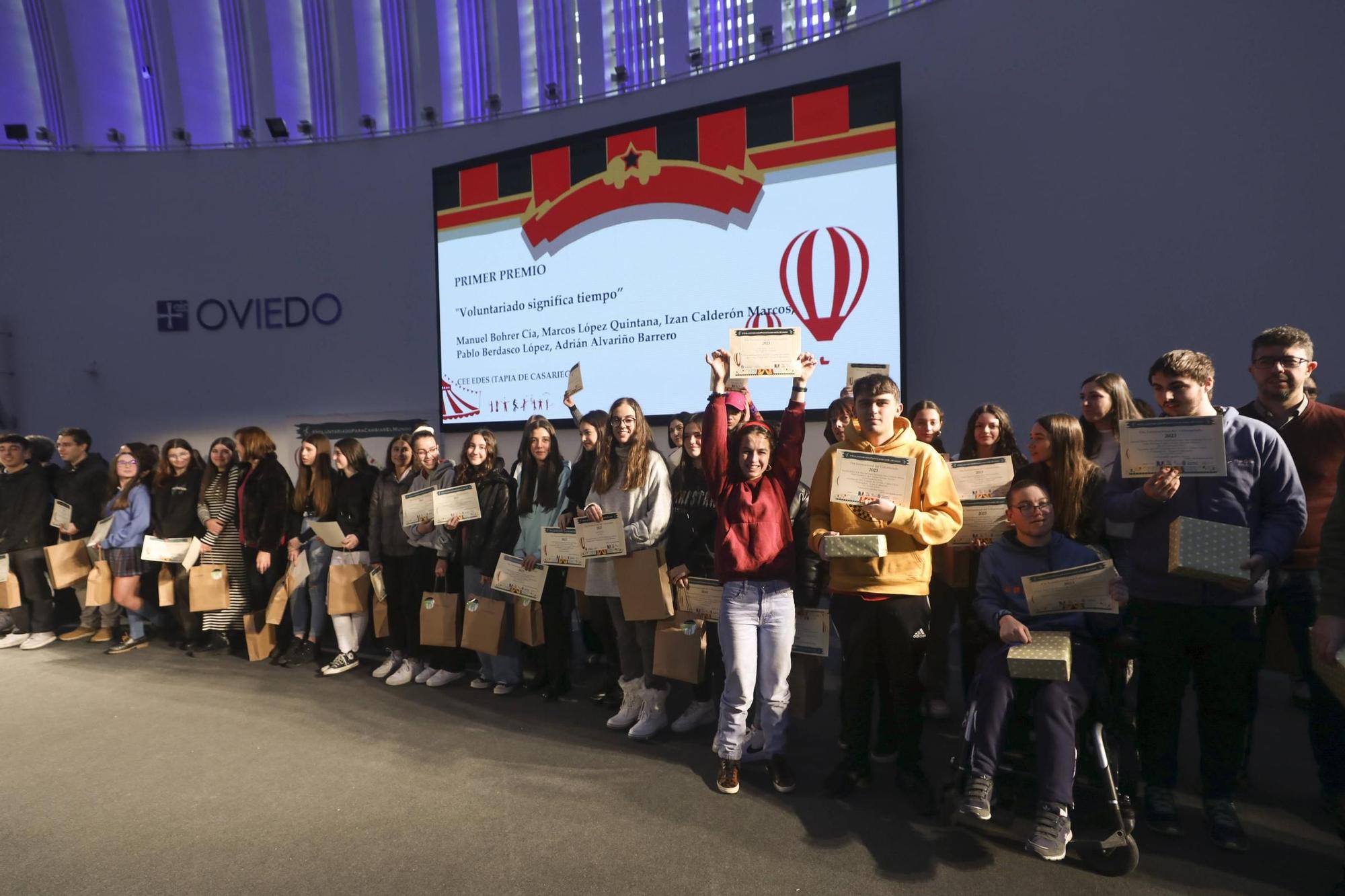 EN IMÁGENES: El Día del Voluntariado reúne a jóvenes en el Calatrava