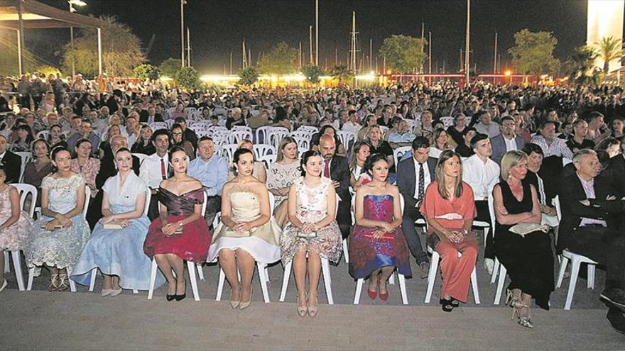 Poesía y mar para coronar a Lidia Gómez y Lucía Benítez como reinas de Sant Pere-19