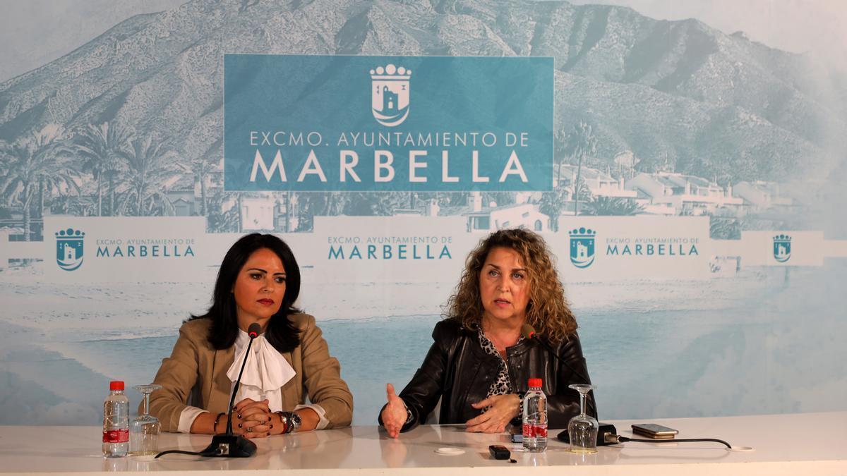 Begoña Rueda (izq.) e Isabel Cintado, en una comparecencia pública.