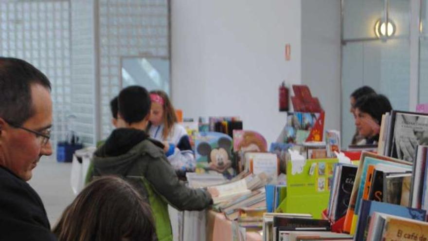 Siero y Llanera celebran el Día del Libro con ferias, charlas, cuentos  y juegos infantiles