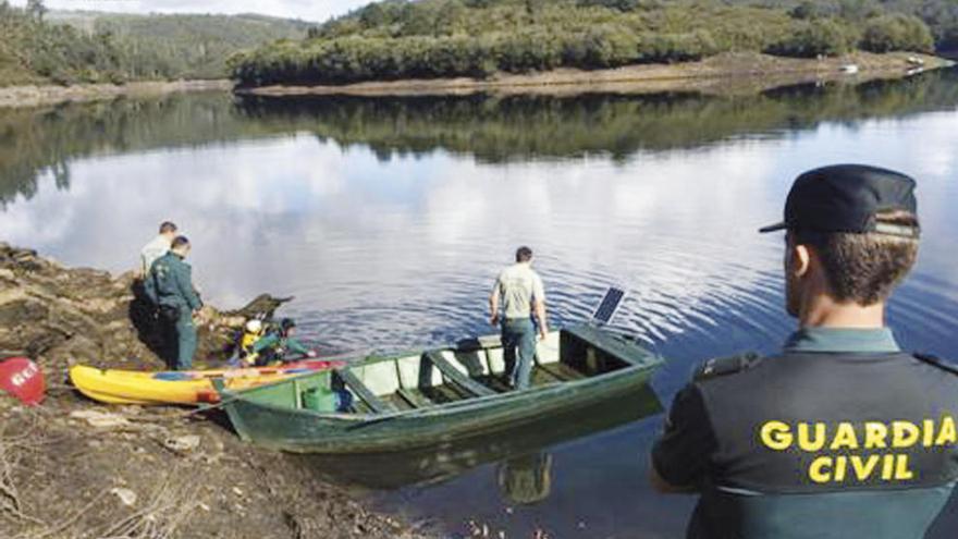 Operativo de búsqueda ayer en el embalse del Eume.