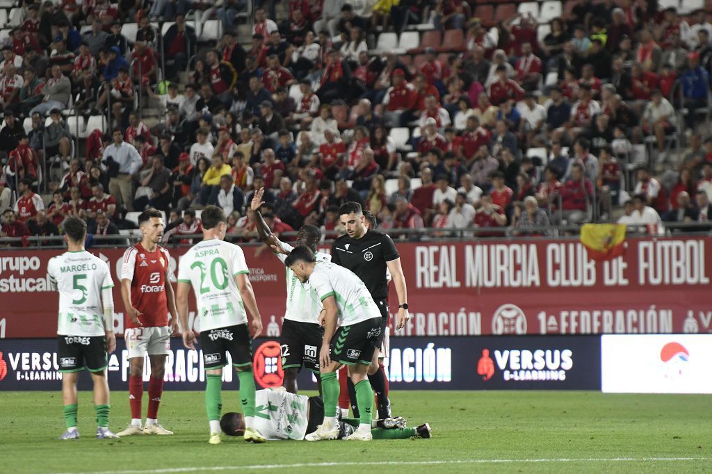 Las mejores imágenes del partido entre el Real Murcia y el Antequera