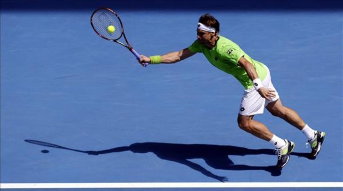 Ferrer torna una dreta a Chardy en el partit de tercera ronda de l’Open d’Austràlia. Ferrer torna una dreta a Chardy en el partit de tercera ronda de l’Open d’Austràlia.